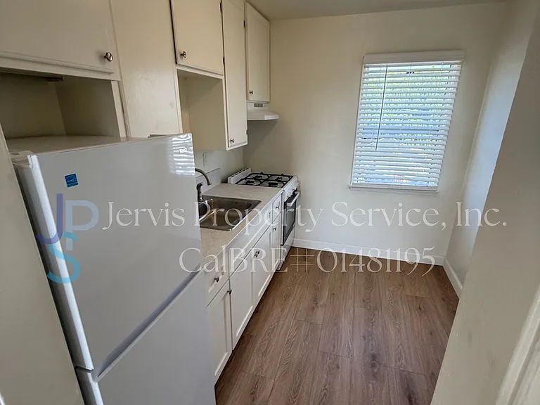 4610 E 52nd Pl #5 — Photo 3
