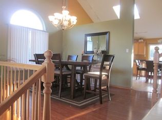 15168 Woodland Dr, South Holland, IL