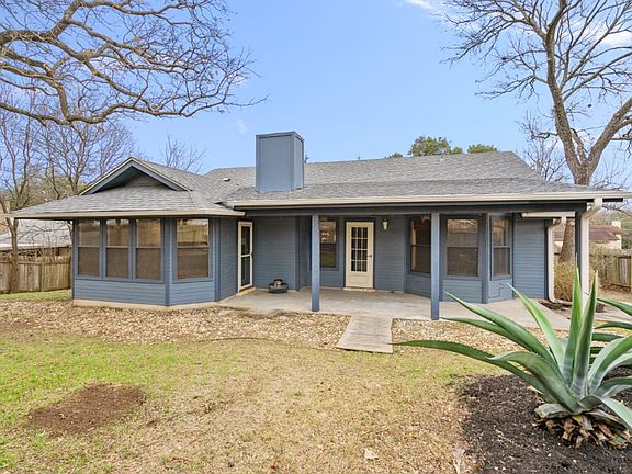 2nd image of 2408 Creek Bend Cir
