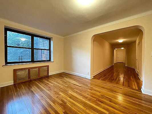 1st image of 69-39 Yellowstone Blvd #Ii4
