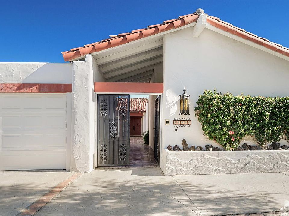 1st image of 49688 Avila Dr