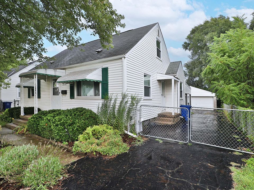 1st image of 3220 Medina Ave