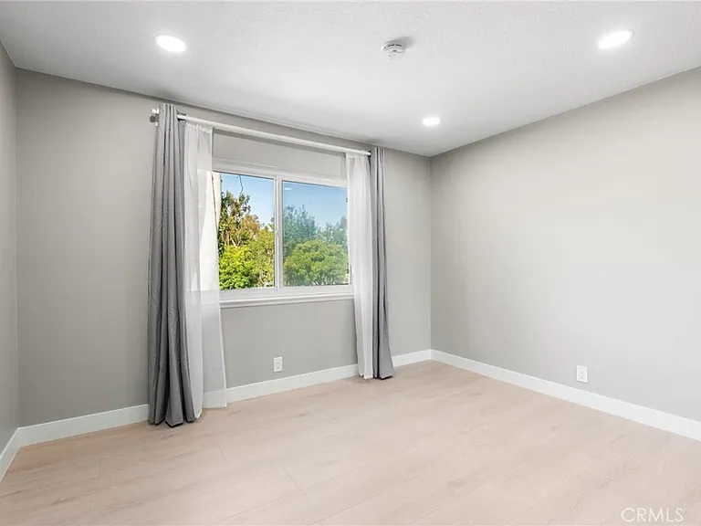 24746 Scott Ln — Photo 20