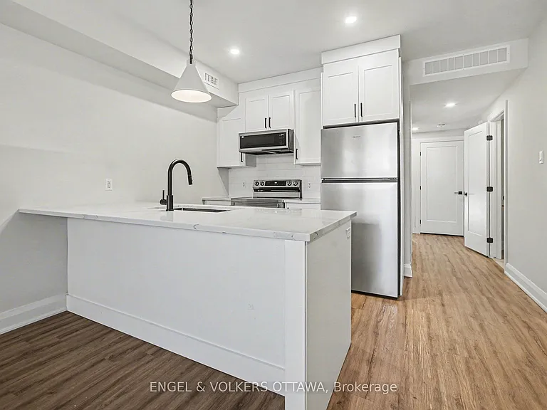 35 Monk St #1 — Photo 6