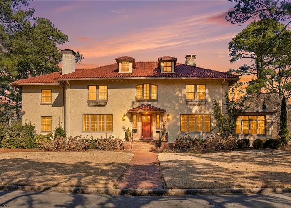 1st image of 1702 Cloncurry Rd