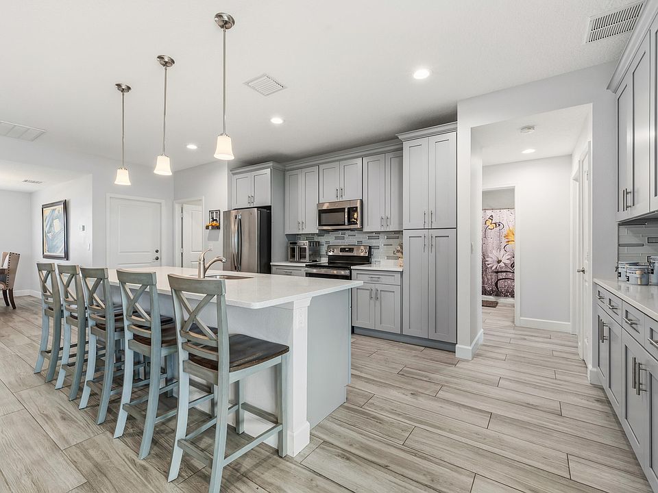 1st image of 2025 SE South Buttonwood Drive