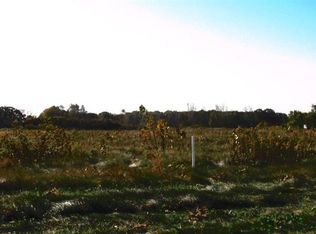 181 W McNeil St, Wheatfield, IN 46392