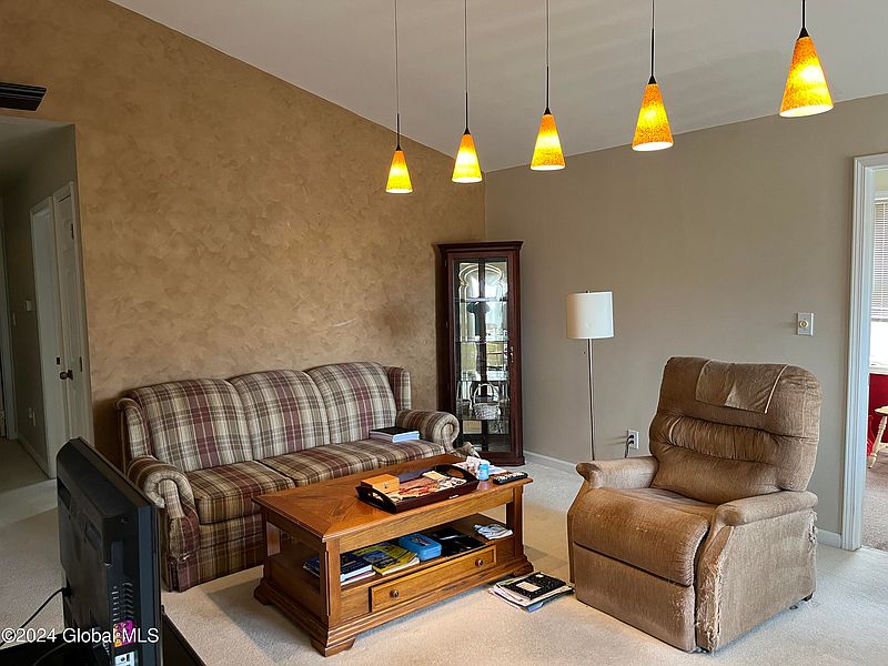 3rd image of 1200 Hillside Ave #806