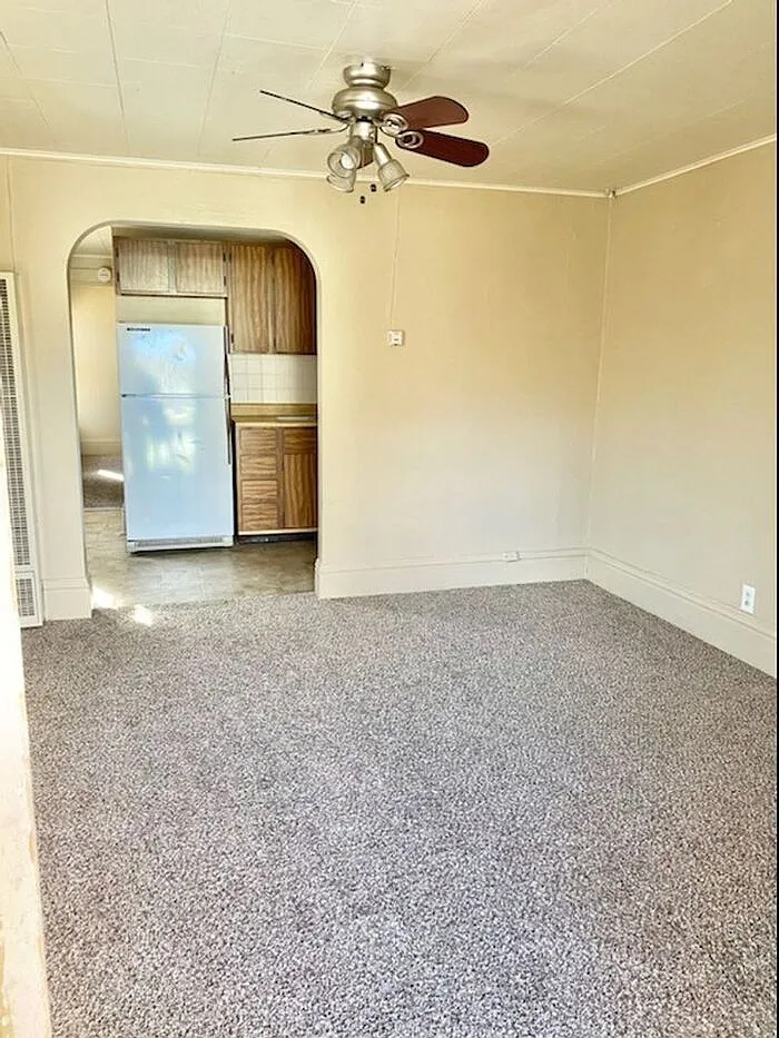 1 bed, 1.0 bath, 500 sqft, $1,200 — Photo 2