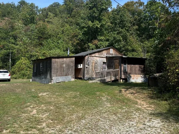 520 Fryer Holw, Rush, KY 41168