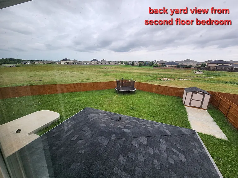 904 Garden Green Dr — Photo 18