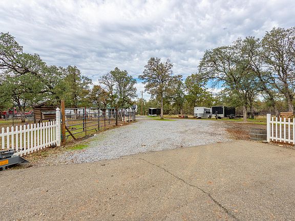 4th image of 21622 Harvest Ln