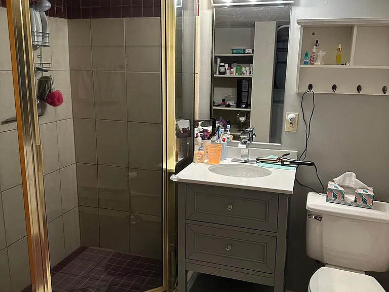corner shower, vanity ect...only with w/d area.
