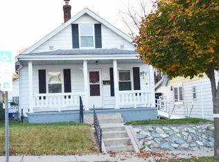 1727 Kendall St, South Bend, IN 46613