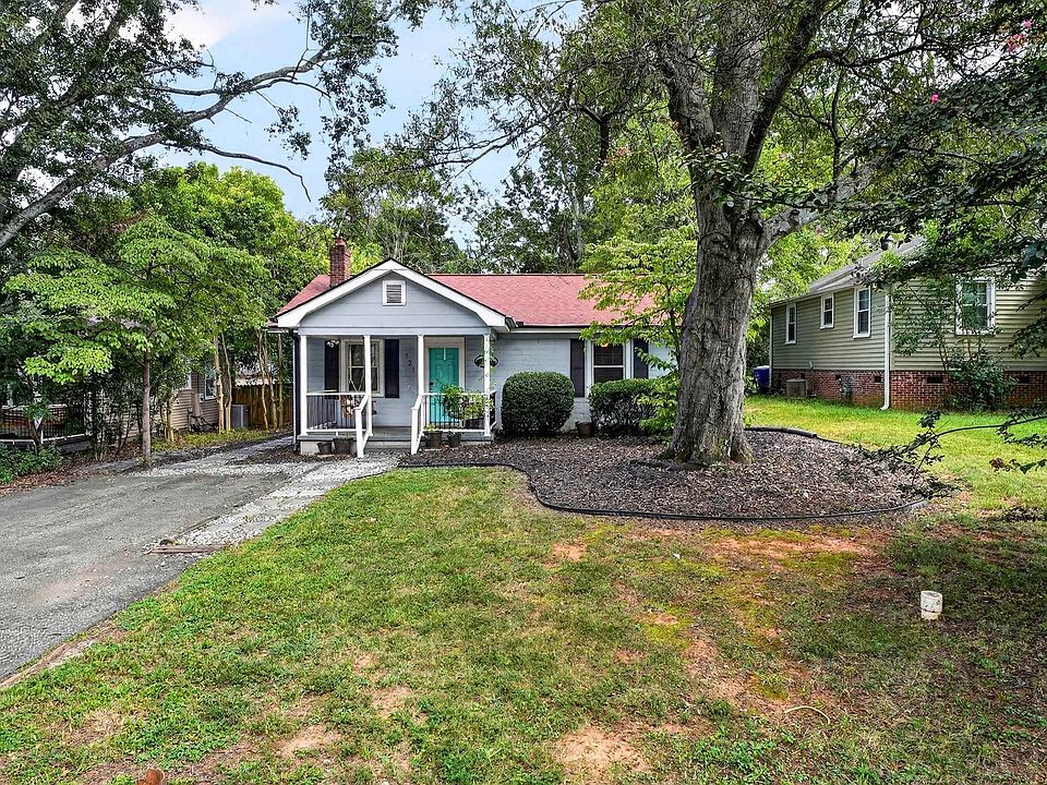 1st image of 121 Bleckley Ave