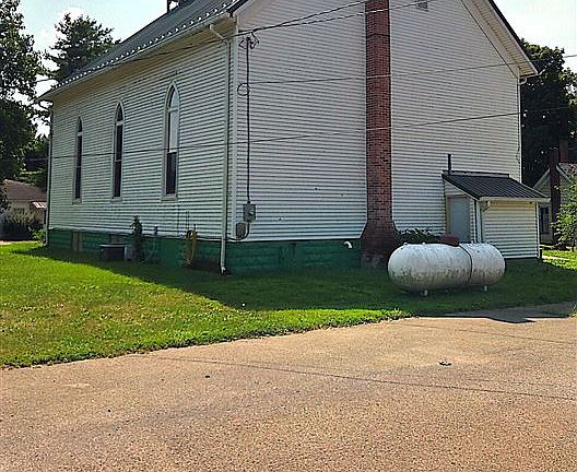 5th image of 114 S Green St