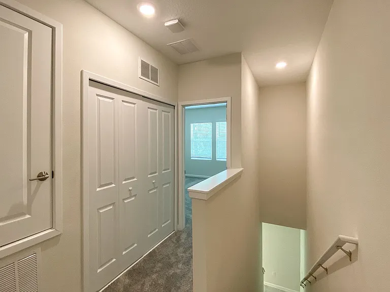 10010 Red Eagle Dr — Photo 8
