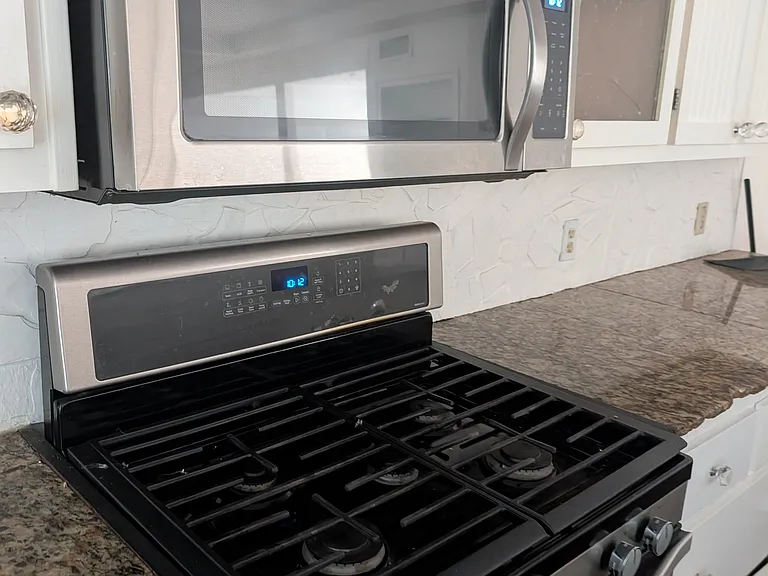 New stove and microwave
