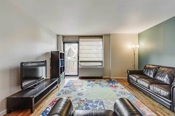 Sold by Realty Connect USA | media 54