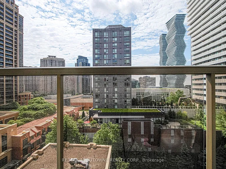 350 Princess Royal Dr #1002 — Photo 34