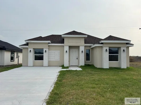 6233 Tiger Dr, Brownsville, TX 78521