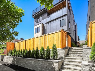 8105 18th Avenue SW, Seattle, WA, 98106