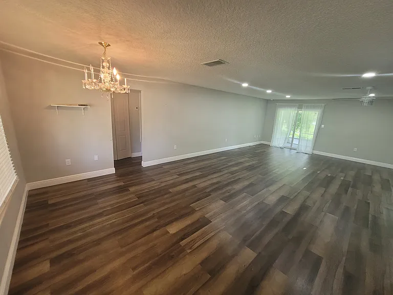 10481 Montpelier Cir — Photo 2