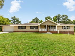 4004 Oakwood Dr, Chattanooga, TN 37416