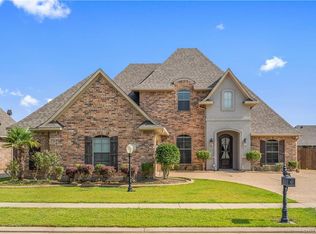 917 Royal Cir, Bossier City, LA 71111