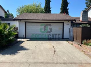 2704 Barcelona Dr, Modesto, CA 95354