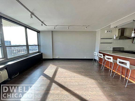 2nd image of 3550 N Lake Shore Dr APT 1708