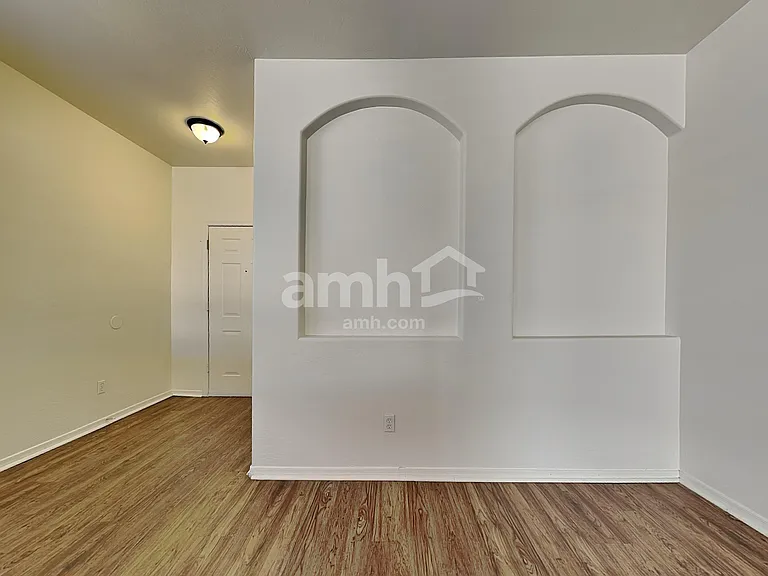 11170 W Almeria Rd — Photo 5