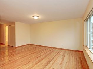 1020 5th Ave N APT 18, Seattle, WA 98109