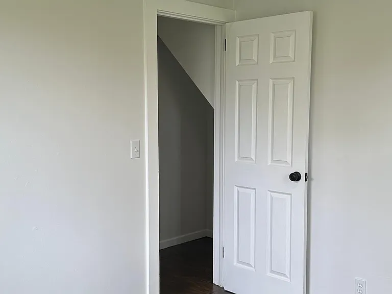 10 Maple Way — Photo 9