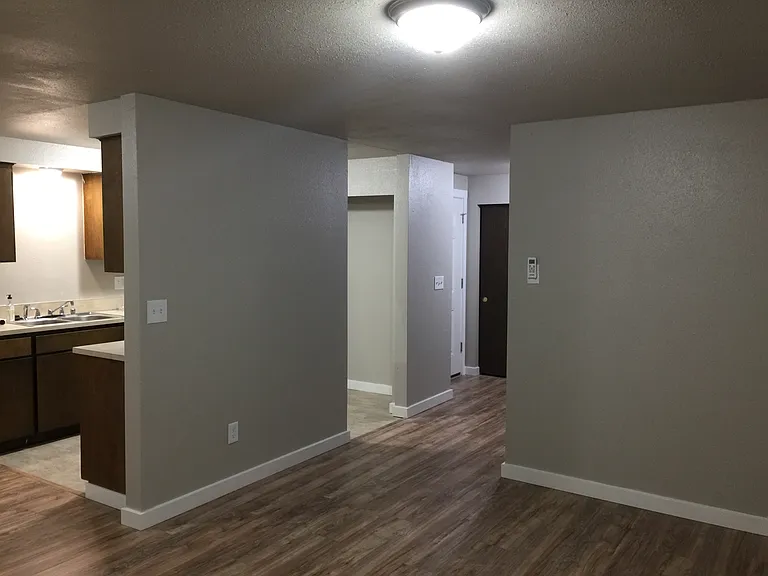 9617 6th Pl NE #4 — Photo 3