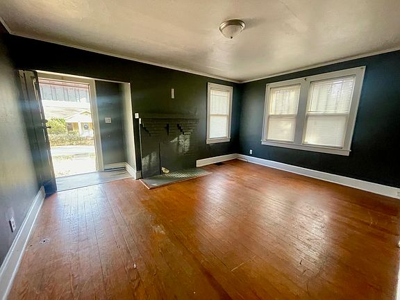 5th image of 2368 Boyd Rd