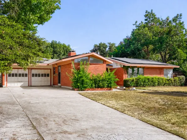 6716 Woodstock Rd, Fort Worth, TX 76116