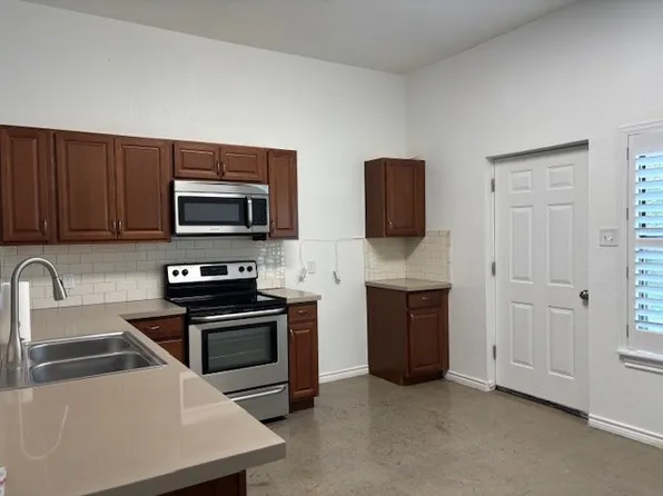 17307 Old State Highway 81, Troy, TX