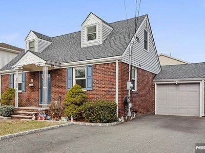 19 15th Ave, Elmwood Park, NJ, 07407