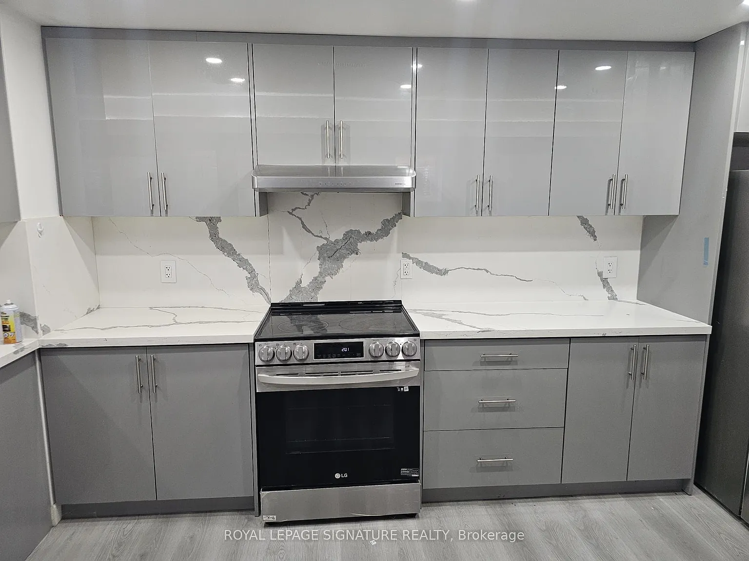 2 bed, $1,800 — Photo 3