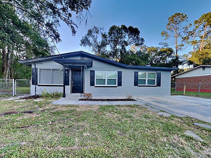 1st image of 6053 John F Kennedy Dr N