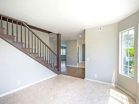 5th image of 11944 Smallwood Ave
