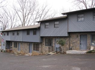 348 River Rd APT C4, Bluff City, TN 37618