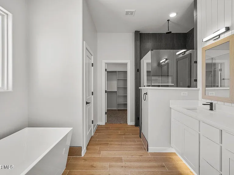 7305 Cimarron Rim Dr — Photo 46