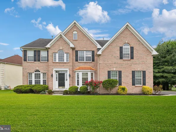 3 Jason Cir, Carneys Pt, NJ 08069