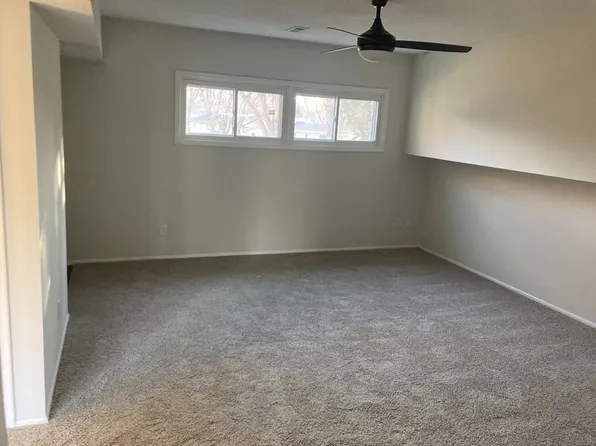 9355 Laurel Ave, Omaha, NE 68134