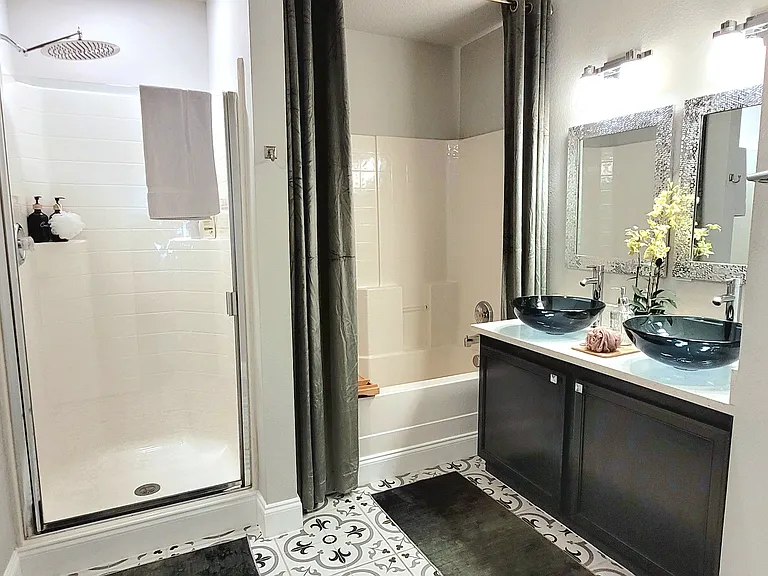 5401 Comanche Wells Dr — Photo 31