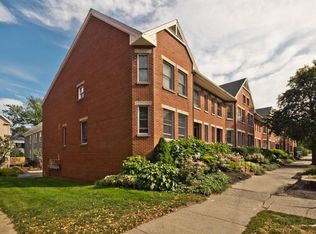 215 Vaughan St #1, Portland, ME 04102