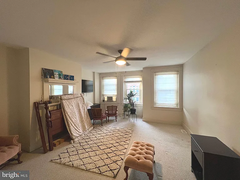 727 Reservoir St — Photo 24