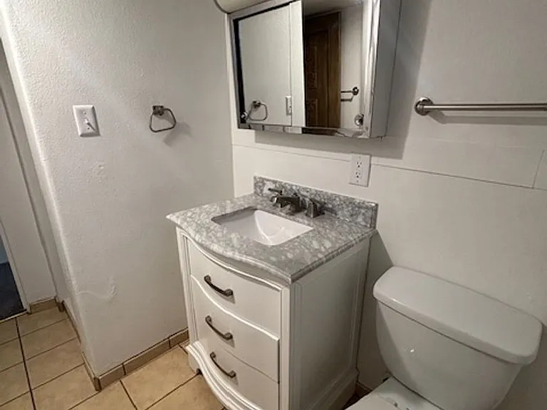PM-248 419 W 5th Avenue — Photo 16
